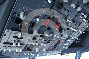 Boeing 737 overhead panel