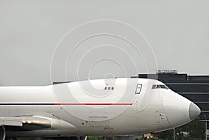 Boeing 747 cockpit closeup