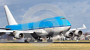 A Boeing 747 Jumbo jet touching down