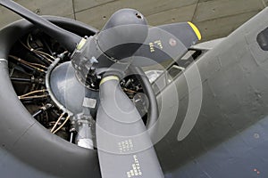 Boeing B-17 Flying Fortress propeller and engine