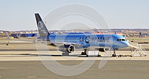 A Boeing 757 from La Compagnie (B0)