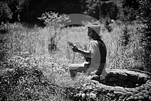 A bohemian story teller at nature