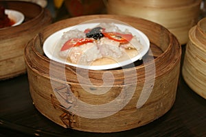 Boiled chicken feet that are soft and tasty, rich in protein