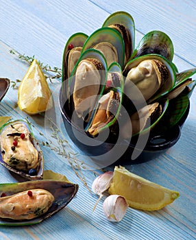 Boiled Green Mussels