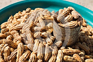 Boiled peanuts