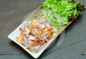 Boiled pork with lime