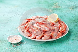 Boiled shrimps prawns with lemon