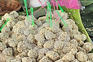 Boiled sweets put sesame - dessert Thailand