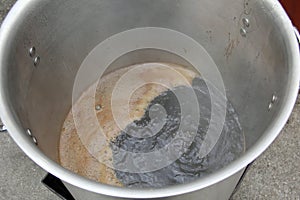 Boiling wort