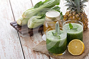 Bok choy chinesse cabbage, pineapple, lemon and honey mix juice