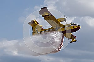 Bombardier 415 Superscooper