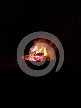  bombfire  fire  firepit  tennesseefire  night  nighttime  nightshot  smoke  smokey