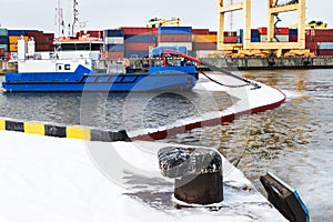 Bonin barrier, Special pollutant collection vessel working in port waters