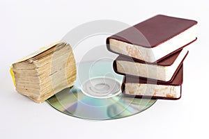 Knihy a kompaktný disk 