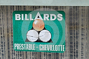Chevillotte billiards prestable logo text and brand sign Billiard balls on green