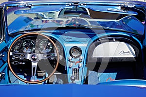 Chevrolet Corvette blue interior retro oldtimer convertible classic car dashboard