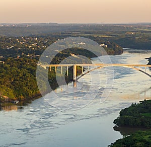 Border between Brazil and Paraguay and connects Foz do Iguacu to Ciudad del Este. Ponte da Amizade in Foz photo