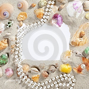 Border frame summer beach shell pearl necklace