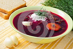 Borscht with sour cream and dill
