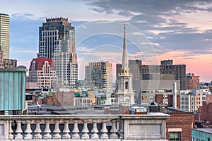 Boston, Massachusetts, USA downtown skyline over the park