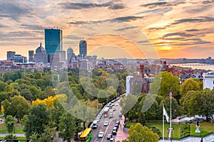 Boston, Massachusetts, USA downtown skyline over the park