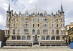 Botines Palace in Leon, Castilla y Leon photo