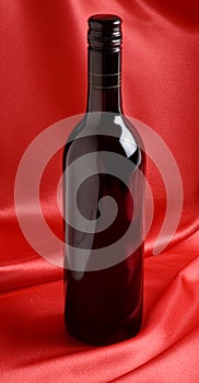 Eine flasche aus rotwein 
