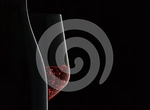 Bottle and red wine silhouette