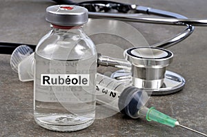 Bottle of a rubella vaccine written in French