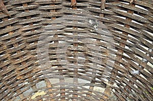 BOTTOM BASKET WOVEN