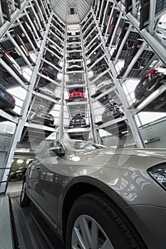 Bottom view of the room with cars