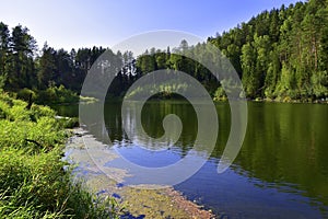 Bottomless karst lake