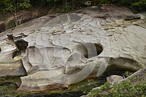 The Boulders, Cairns