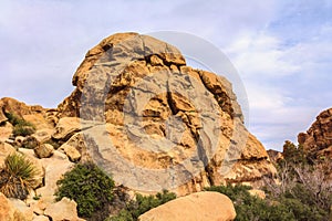 Boulders, red rock formations in Joshua Tree National Park, California, USA.