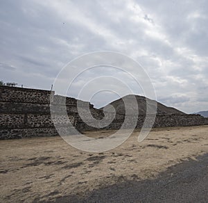 Boulevard of the Dead-Teotihuacan -Mexico 71