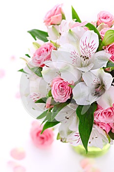 Bouquet alstroemeria and rose photo