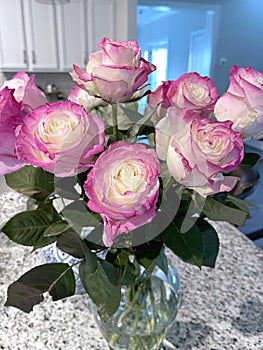 Bouquet of roses in vase