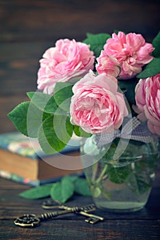 Bouquet of tea roses