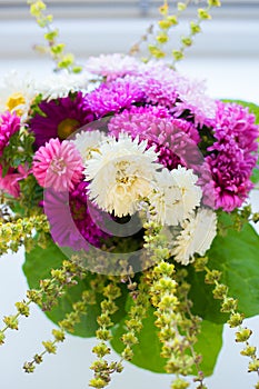 bouquet of white and pink chrysanthemums