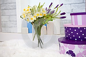 Bouquet of yellow daffodils in a vase