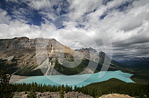 Bow Lake and Bow Mountain