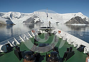 Bow ship in Paraiso Bay landscape,