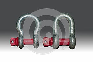 Bow type and D type shackles