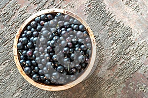 Bowl of blackcurrant photo