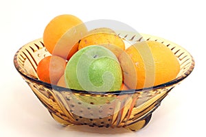 Bowl with fruits