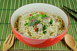 Bowl noodles