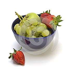 Bowl and washed fruits