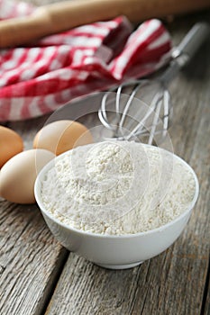 Bowl of wheat flour