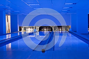 Bowling hall / Bowling lanes