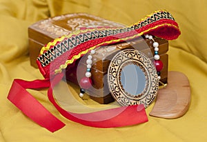 Box for jewelry with kokoshnik, mirror and comb